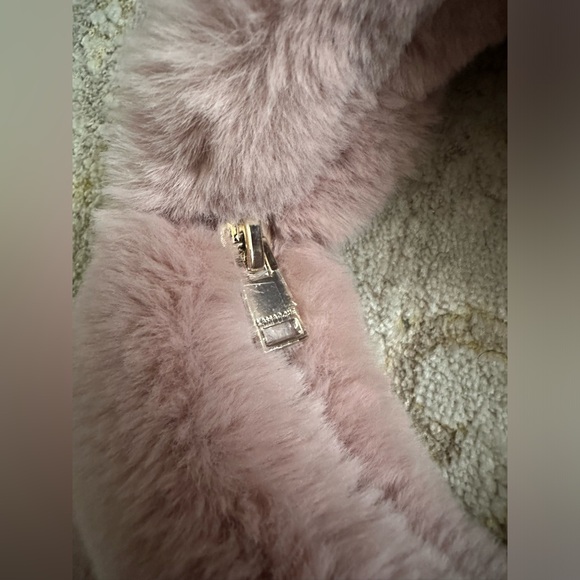 LAMARQUE Faux Fur Hobo Bag - New! - Picture 3 of 9